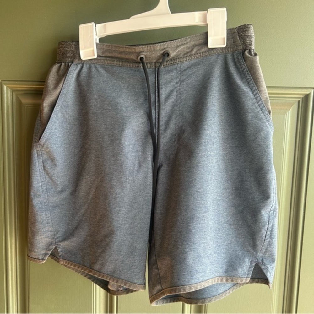 Chubbies Men's Active Wear Breathable Shorts Mesh Lining Size small / 7"